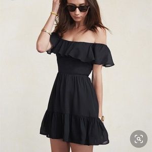 Reformation black Bonnie off shoulder dress sz 0 2